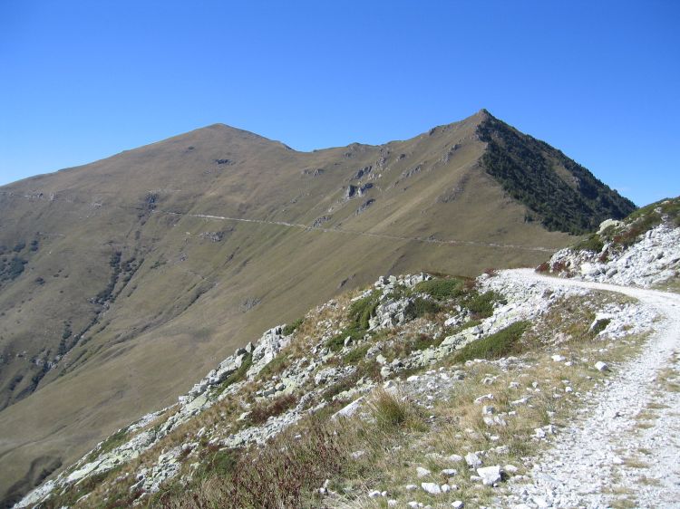 Tour 09 – Strada dei Cannoni